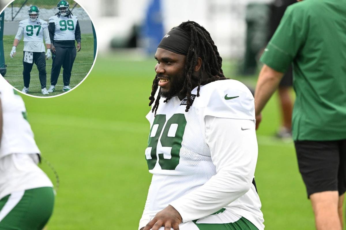 You are currently viewing T’Vondre Sweat could be best of both worlds for Jets as 366-pound lineman makes training camp debut