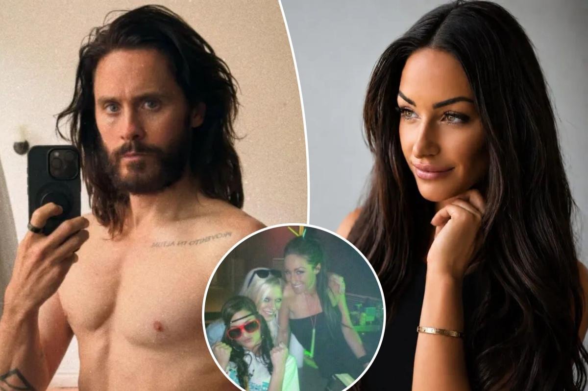 Read more about the article Jared Leto got ‘handsy,’ creeped out bartender, sent shower selfie â ‘bombarded me with texts’