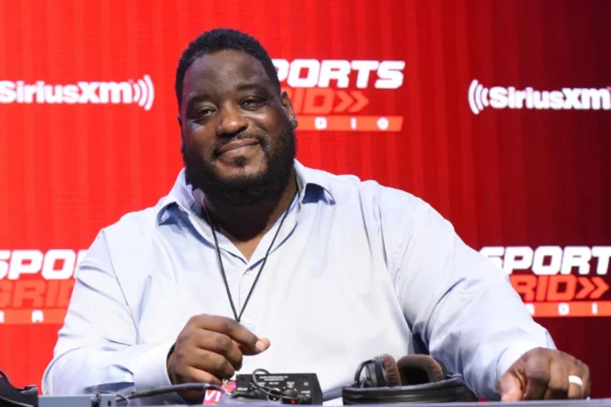You are currently viewing Damien Woody out at ESPN in NFL stunner following massive cuts