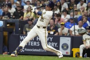 Read more about the article Brewers match modern-era record with 22-0 beatdown of Mariners