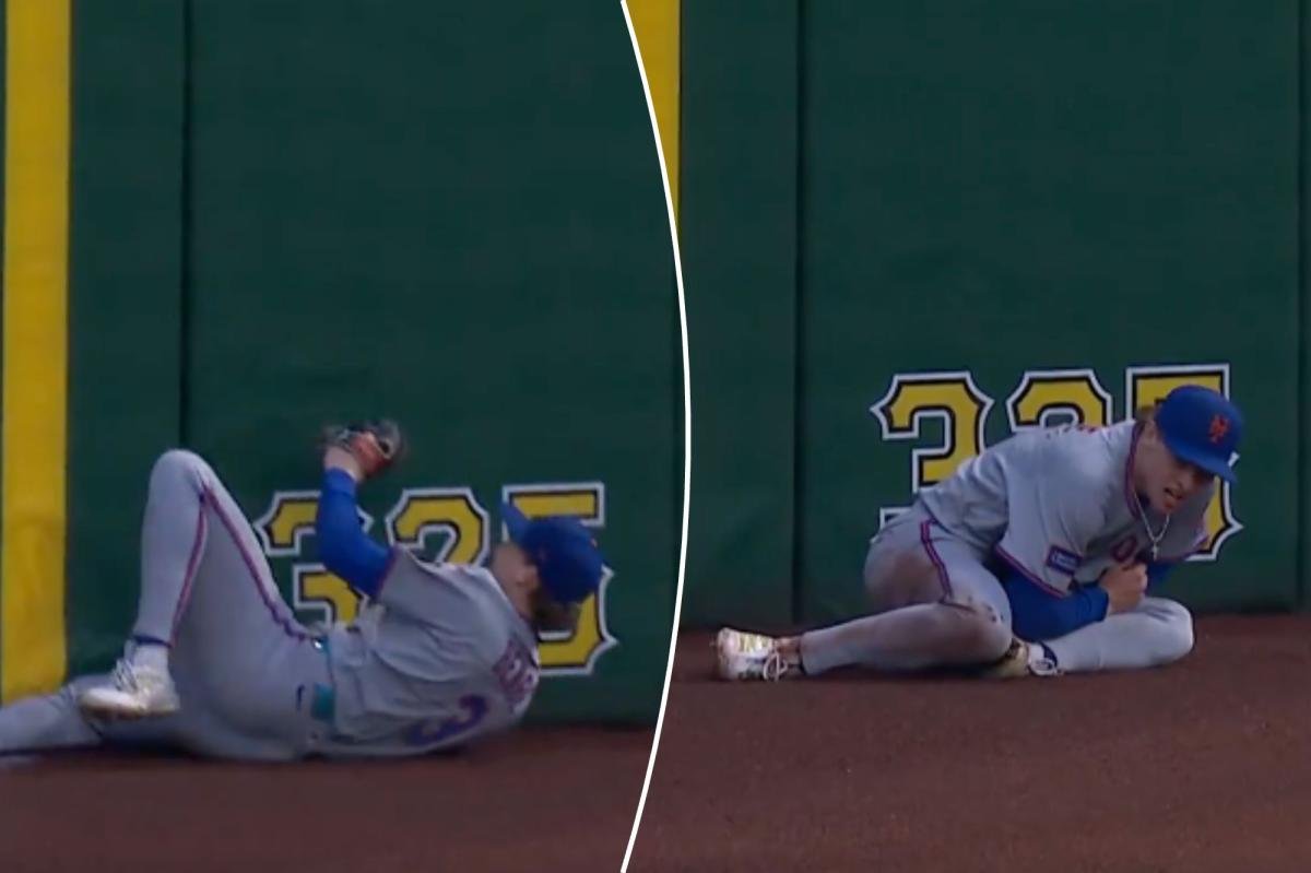 You are currently viewing Carson Benge exits after crashing into wall to make catch in potential Mets scare