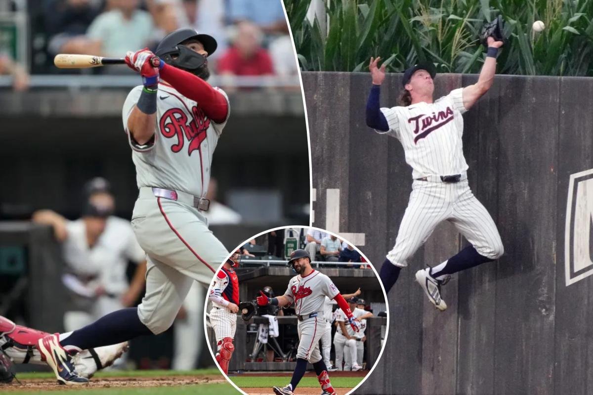 You are currently viewing Kyle Schwarber belts two Field of Dreams home runs — with help of Twins outfielder’s blunder