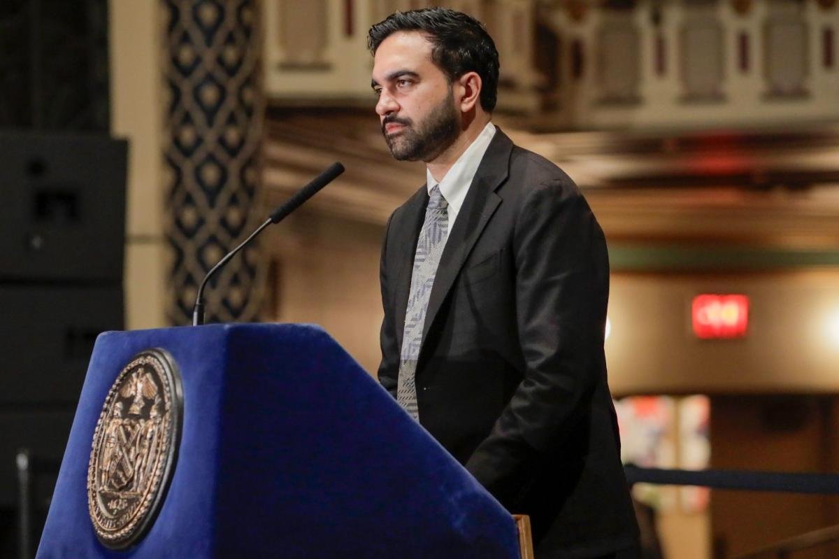 You are currently viewing Mayor Klutz — what’s behind Mamdani’s long string of fumbles, failures and fiascos