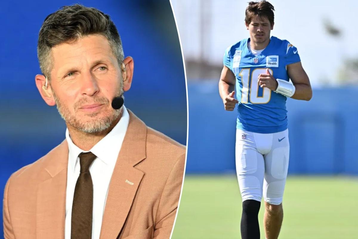 You are currently viewing ESPN Analyst makes bold Justin Herbert prediction on ‘Pat McAfee Show’