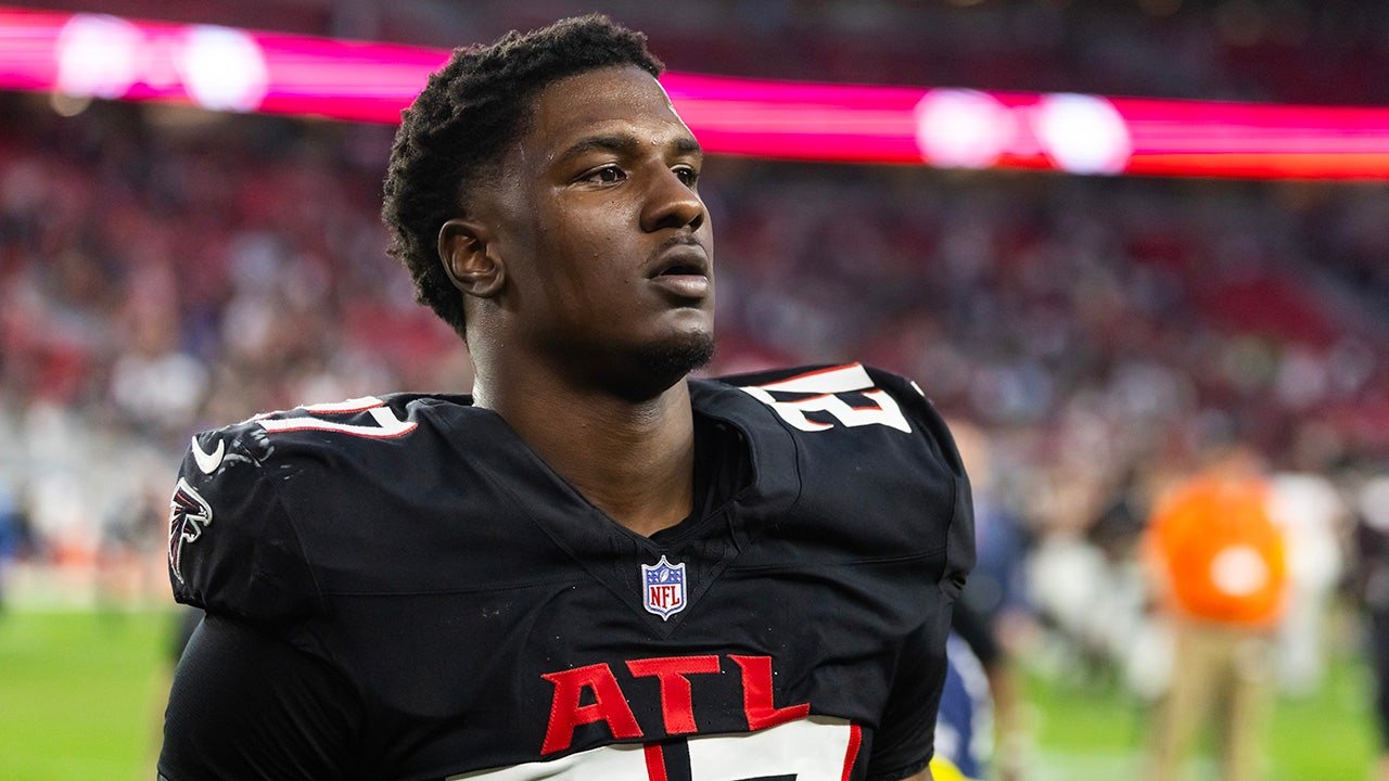 You are currently viewing James Pearce handed 8-game NFL suspension stemming from domestic violence case