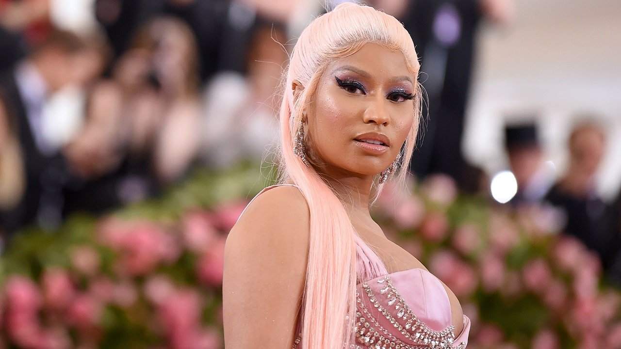 Read more about the article Nicki Minaj mocks Fauci with diary parody video after Senate hearing