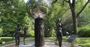 Read more about the article Contributor: Americans won’t let COVID be erased from our memories