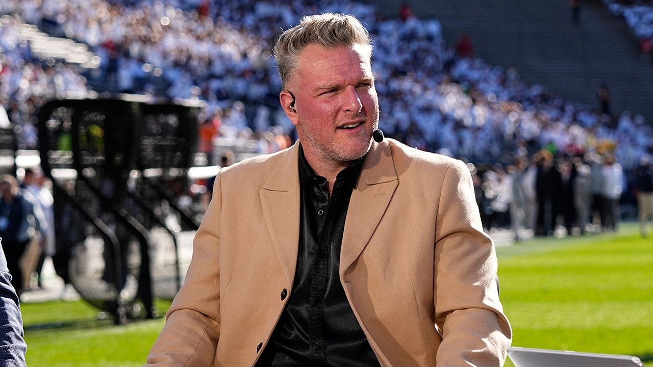 Read more about the article Pat McAfee has officially surpassed Stephen A Smith as the Face of ESPN