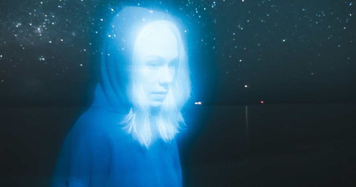 You are currently viewing Phoebe Bridgers remembers everything