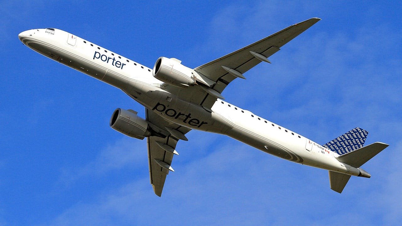 You are currently viewing Canadian airline cancels flight after toddler refuses to buckle up