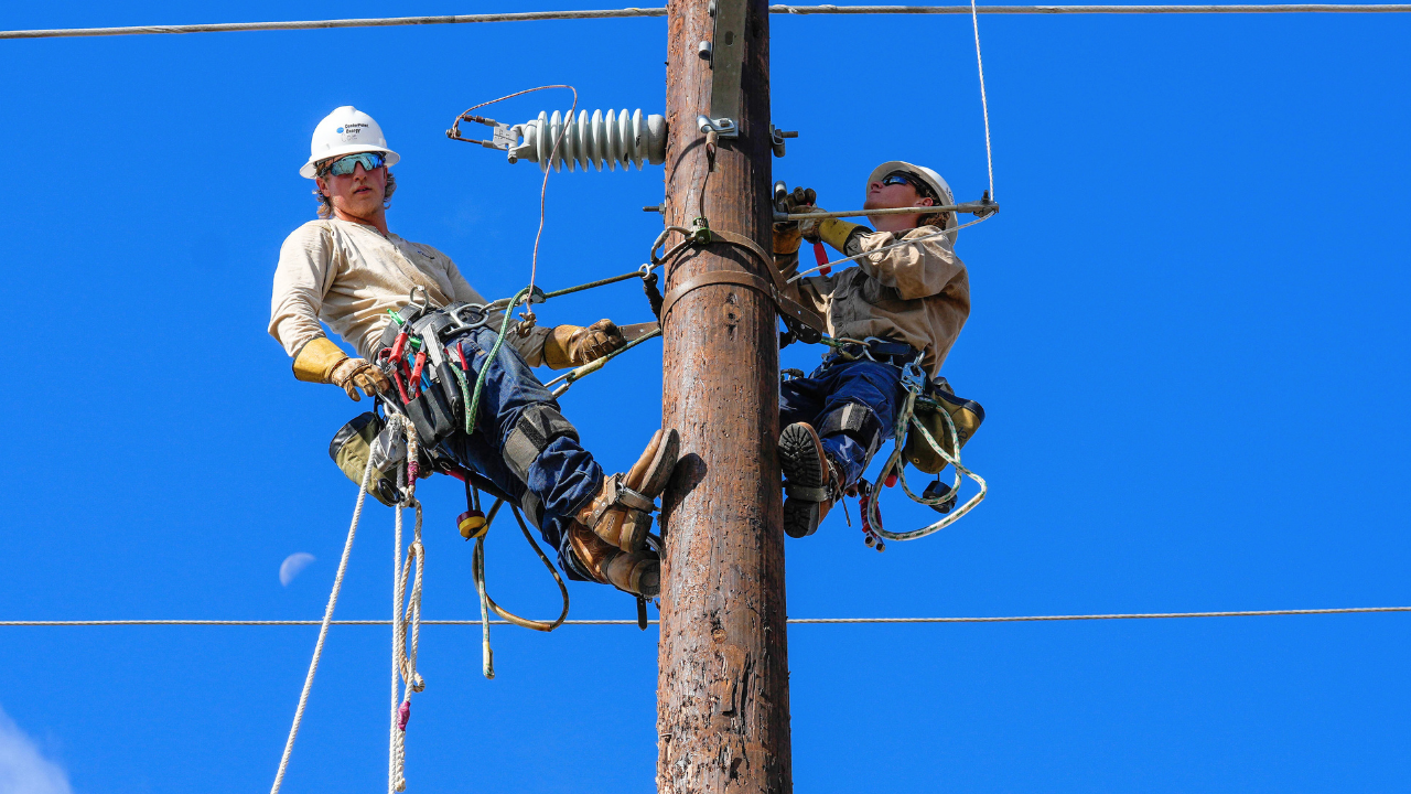 You are currently viewing AI data centers fuel demand for skilled trades apprenticeship programs