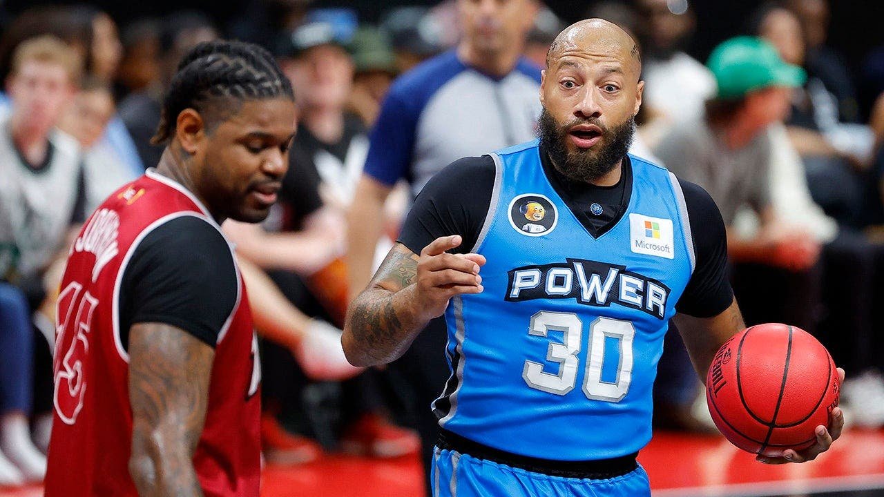 You are currently viewing WNBA’s lack of clarity on gender eligibility policy is ‘herald of the times culturally,’ ex-NBA player says