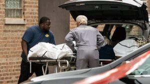 Read more about the article Chicago funeral home investigated after 50 bodies found decomposing