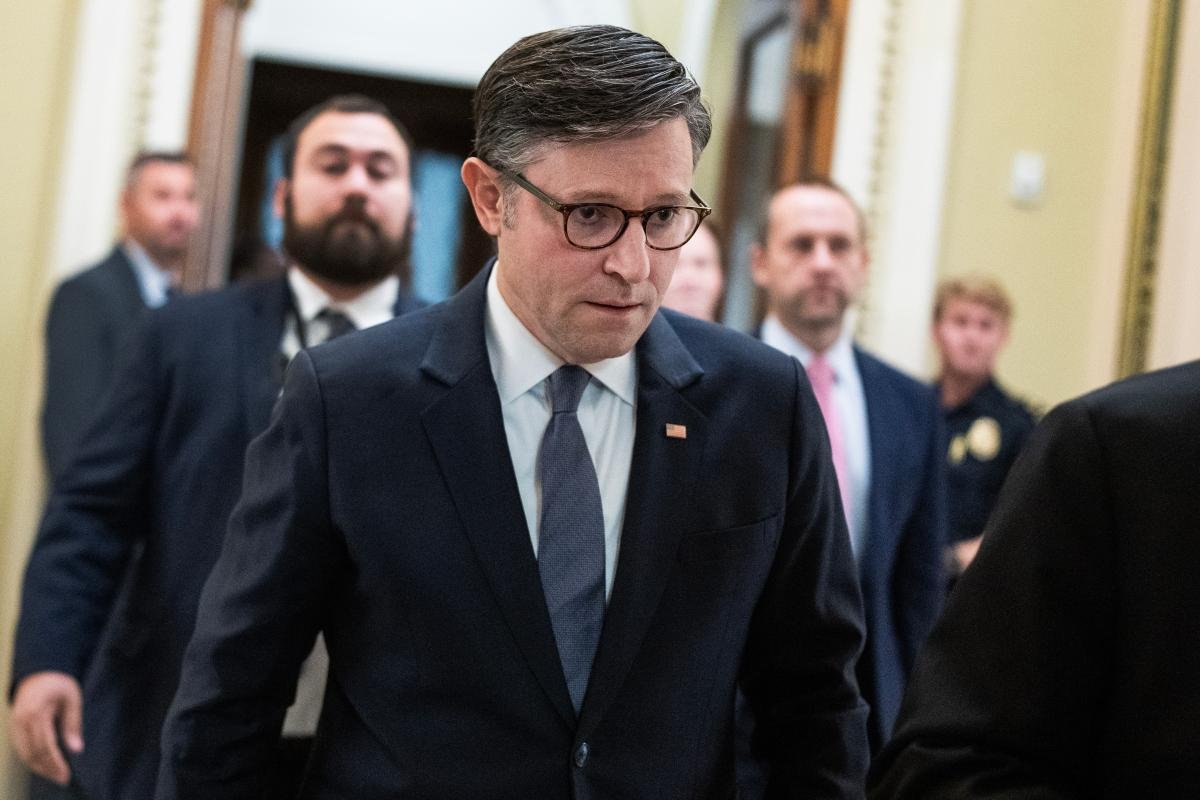 You are currently viewing Fast Takes: Republicans set to lose House, insane media Fauci denialism and more