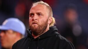 Read more about the article Bill Belichick announces son Steve is on medical leave from North Carolina football program