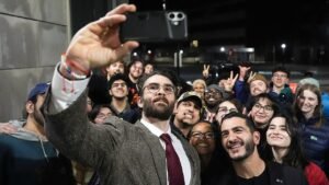 Read more about the article Hasan Piker mocks James Carville’s threat to leave the Democratic Party