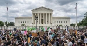 Read more about the article Contributor: How Democrats can repair the broken Supreme Court