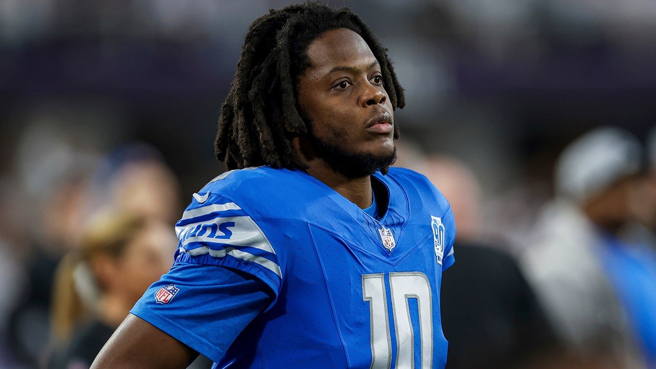 Read more about the article Teddy Bridgewater retires again from Lions in middle of training camp