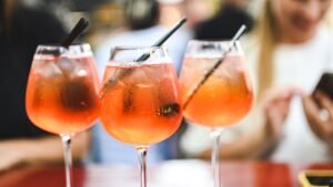 Read more about the article Sarti Rosa aperitivo goes viral as the new summer spritz in the US