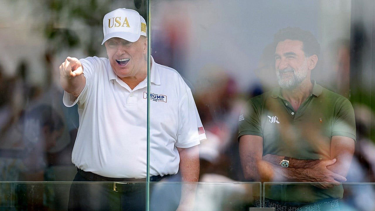 You are currently viewing Bryson DeChambeau addresses Donald Trump meeting with Saudi PIF head at LIV Golf event: having ‘conversations’