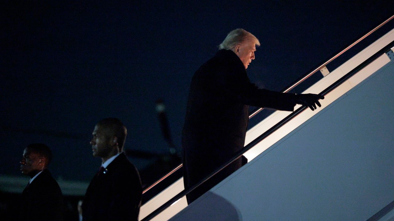 You are currently viewing Trump security team reportedly staged elaborate Air Force One fakeout