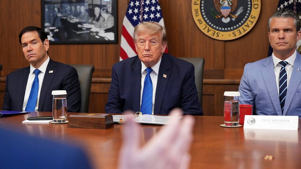 You are currently viewing HUGH HEWITT: Trump sliced his Iran strategy. Now he must mount a comeback