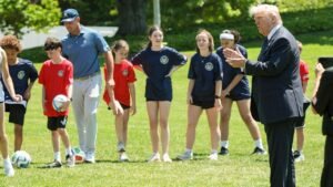 Read more about the article Pat McAfee attends sporting event with President Trump wearing jeans and a backwards cap