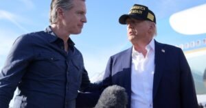 Read more about the article Trump set to visit L.A. for fundraiser. Attacking Newsom is on the agenda