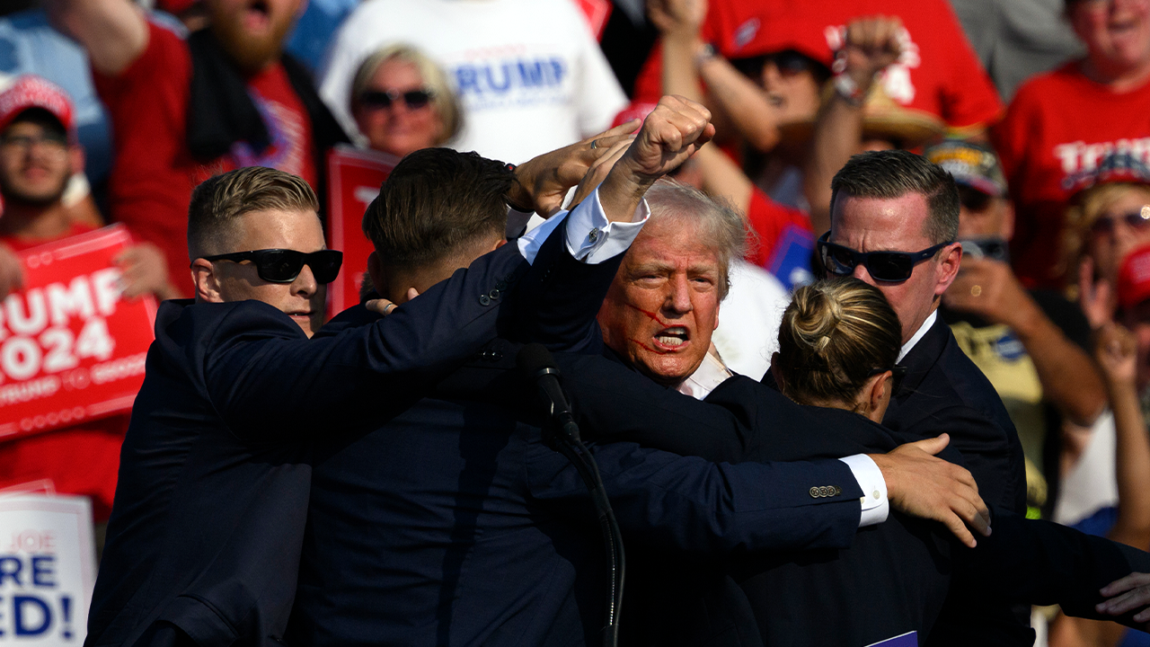 You are currently viewing Trump faces string of assassination attempts and threats since 2016