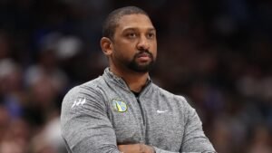 Read more about the article WNBA coach torches league’s officiating after latest bizarre no-call: ‘It’s a f—— joke’