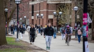 Read more about the article University of Michigan adopts pass-fail grades to ease mental health