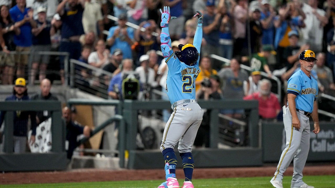 You are currently viewing Milwaukee Brewers face San Diego Padres as Logan Henderson looks to extend dominant road stretch