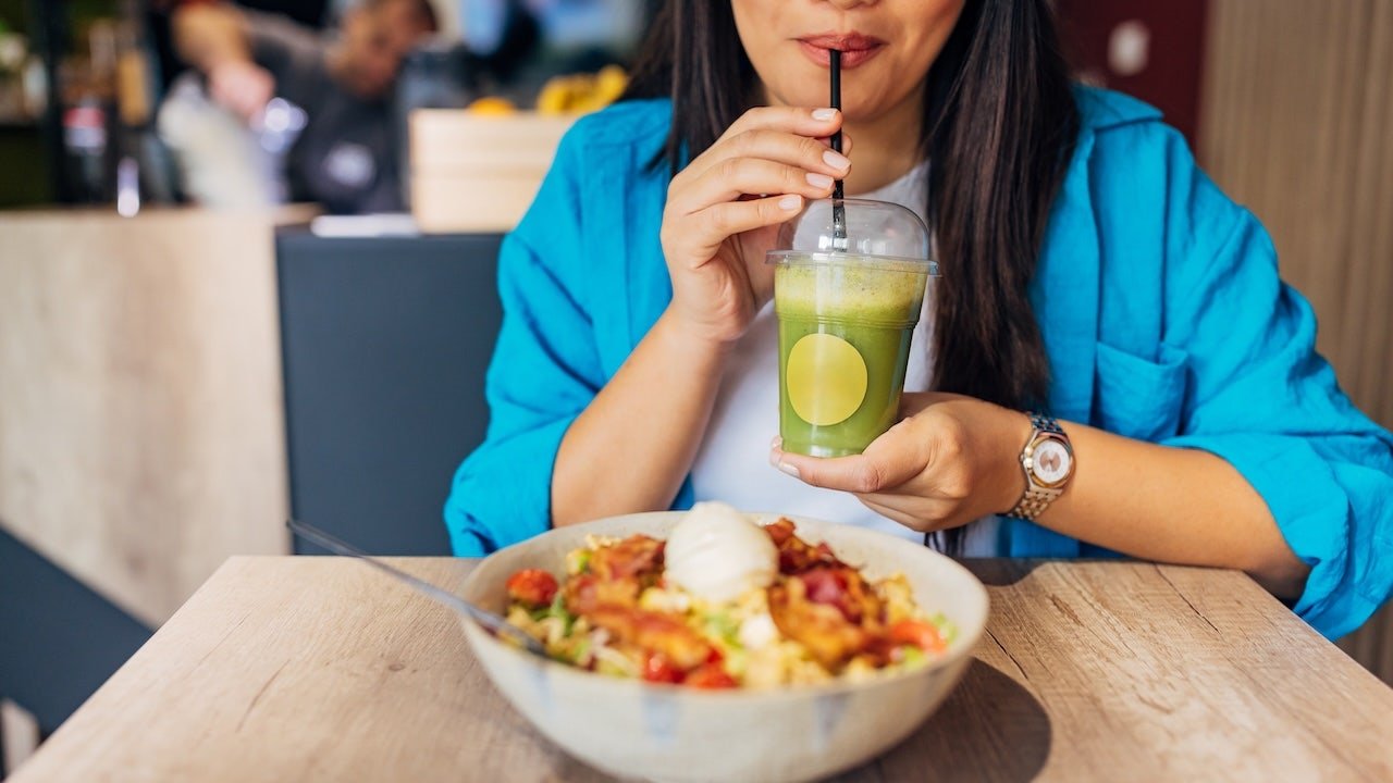 You are currently viewing Excess protein may harm longevity for sedentary people, review finds