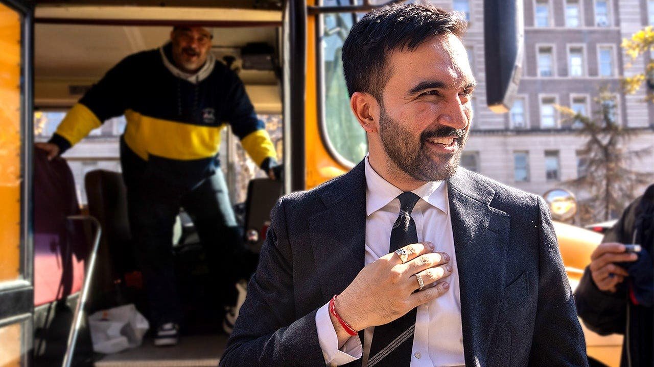 You are currently viewing Mamdani’s free bus push linked to $31M MTA fare revenue loss in NYC